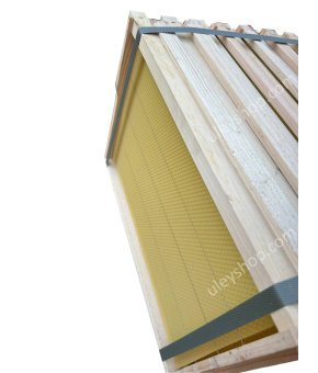 Рамка Дадан 300 мм, навощена вощиною Київбджолопром - комплект 25 шт. Артикул P0003 Рамка Дадан 300 мм, навощена вощиною Київбджолопром - комплект 25 шт. Артикул P0003